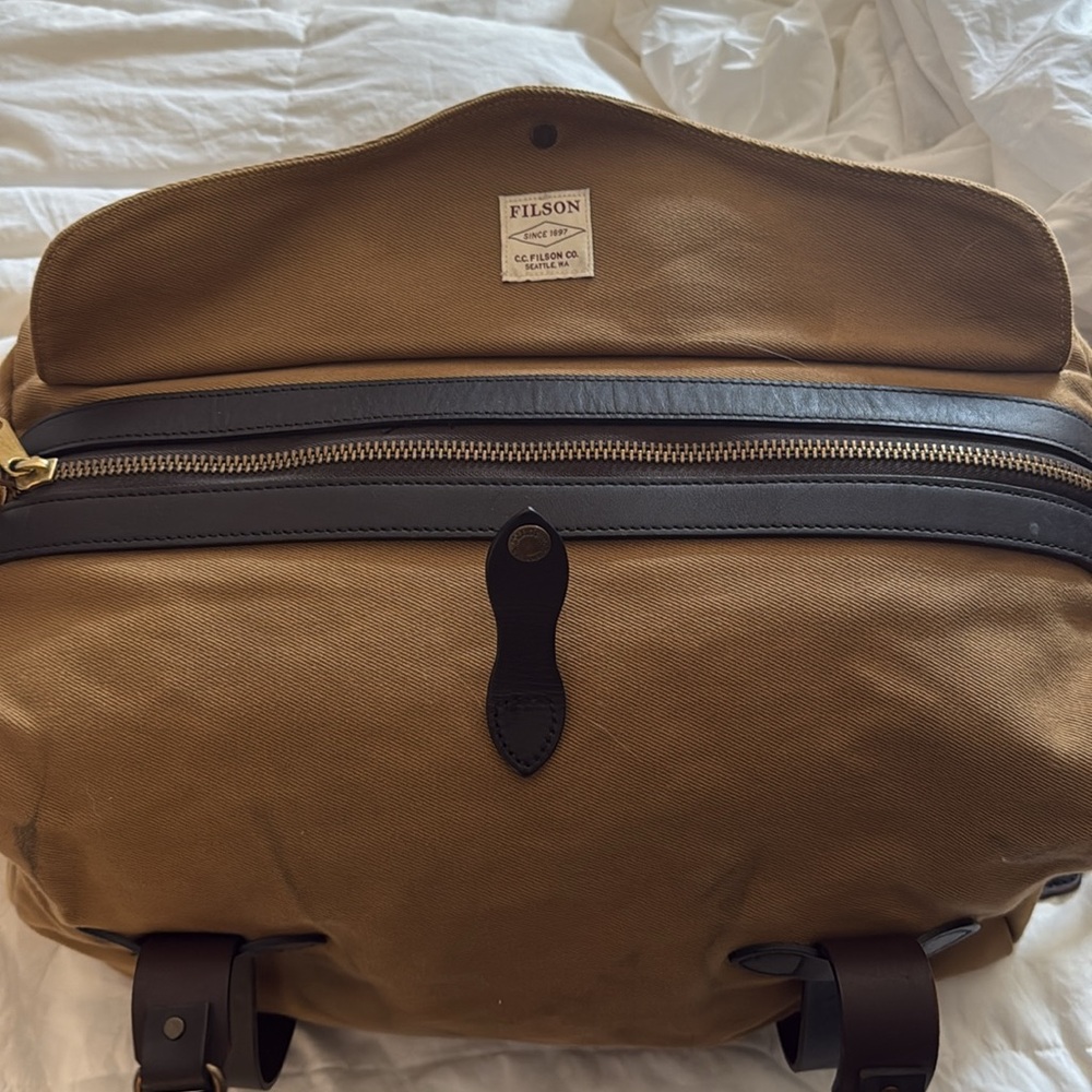 Filson medium tan twill duffle - Picture 3 of 10